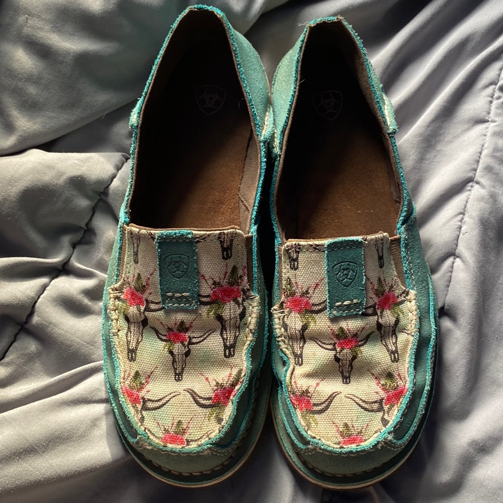ariat shoes